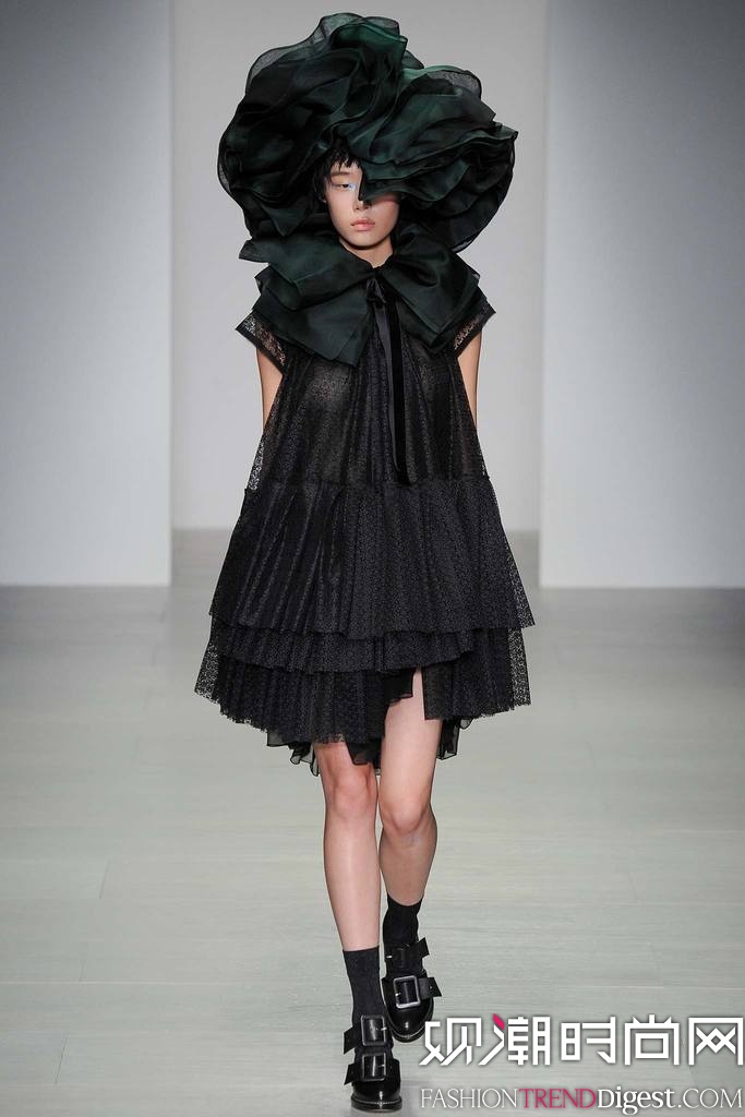 John Rocha  2014ﶬ׶ʱװŮװ㳡ͼƬ