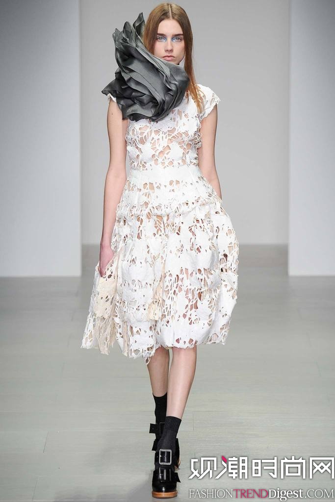 John Rocha  2014ﶬ׶ʱװŮװ㳡ͼƬ