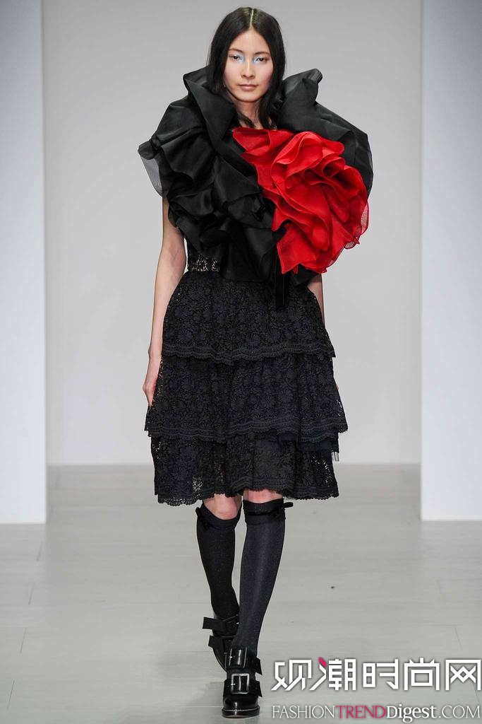 John Rocha  2014ﶬ׶ʱװŮװ㳡ͼƬ