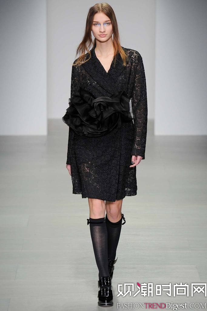 John Rocha  2014ﶬ׶ʱװŮװ㳡ͼƬ