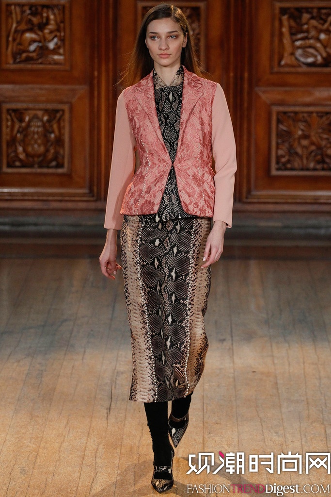 Emilia Wickstead 2014ﶬؕr(sh)bŮb(chng)DƬ