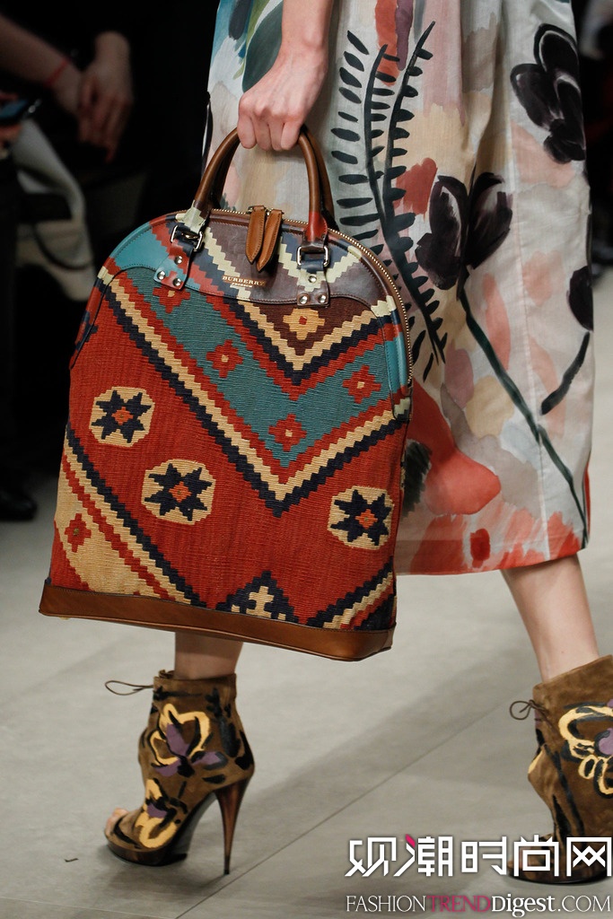 Burberry Prorsum 2014ﶬŦԼʱװŮװ㳡ͼƬ