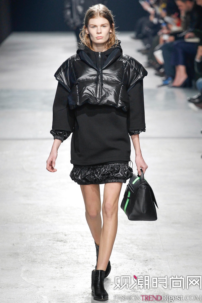 Christopher Kane 2014ﶬ׶ʱװŮװ㳡ͼƬ