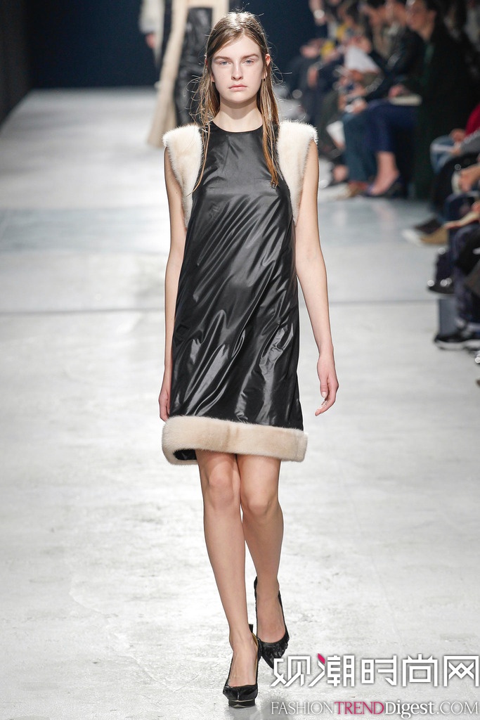 Christopher Kane 2014ﶬ׶ʱװŮװ㳡ͼƬ