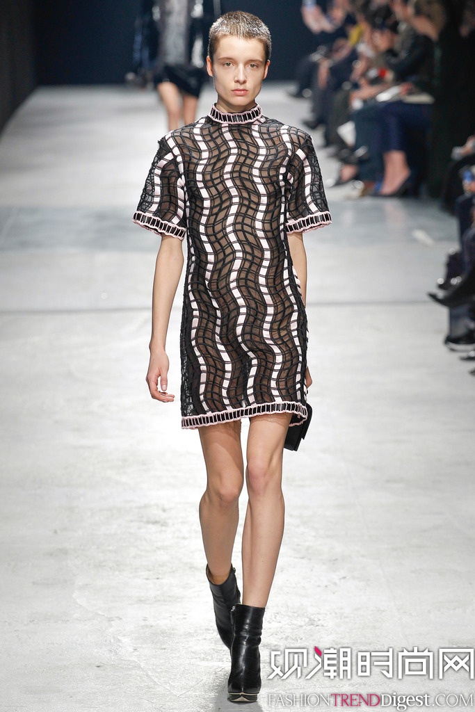 Christopher Kane 2014ﶬ׶ʱװŮװ㳡ͼƬ