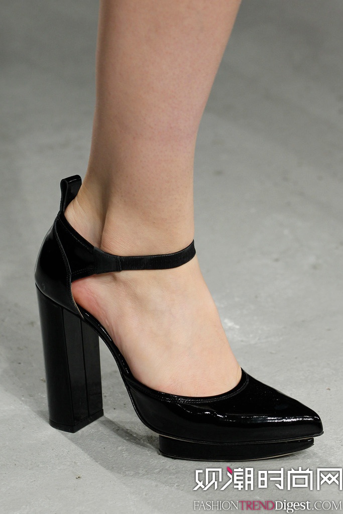 Christopher Kane 2014�ﶬ�׶�ʱװ��Ůװ�㳡����ͼƬ