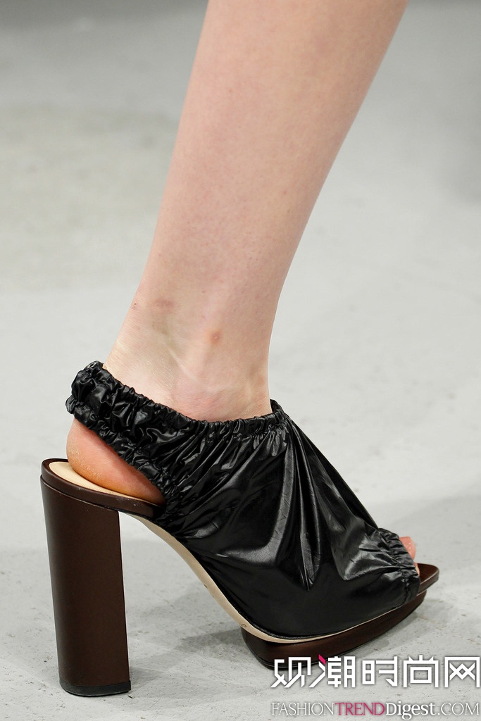Christopher Kane 2014�ﶬ�׶�ʱװ��Ůװ�㳡����ͼƬ