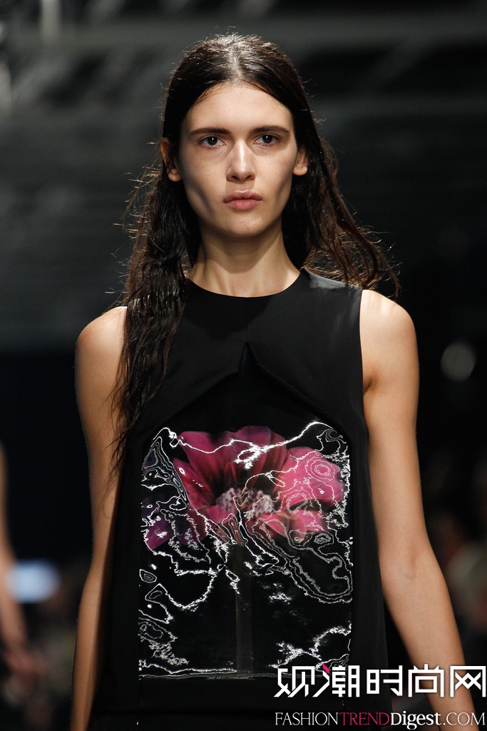 Christopher Kane 2014�ﶬ�׶�ʱװ��Ůװ�㳡����ͼƬ