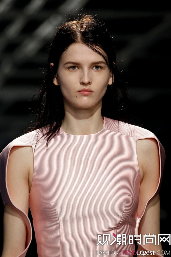 Christopher Kane 2014�ﶬ�׶�ʱװ��Ůװ�㳡����ͼƬ