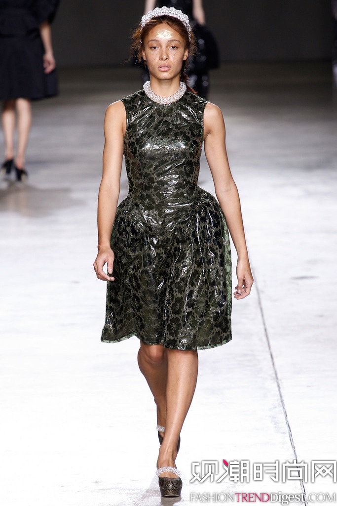 Simone Rocha 2014ﶬ׶ʱװŮװ㳡ͼƬ