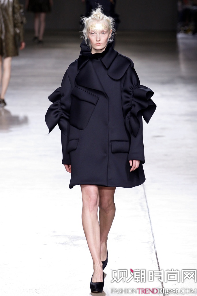 Simone Rocha 2014ﶬ׶ʱװŮװ㳡ͼƬ