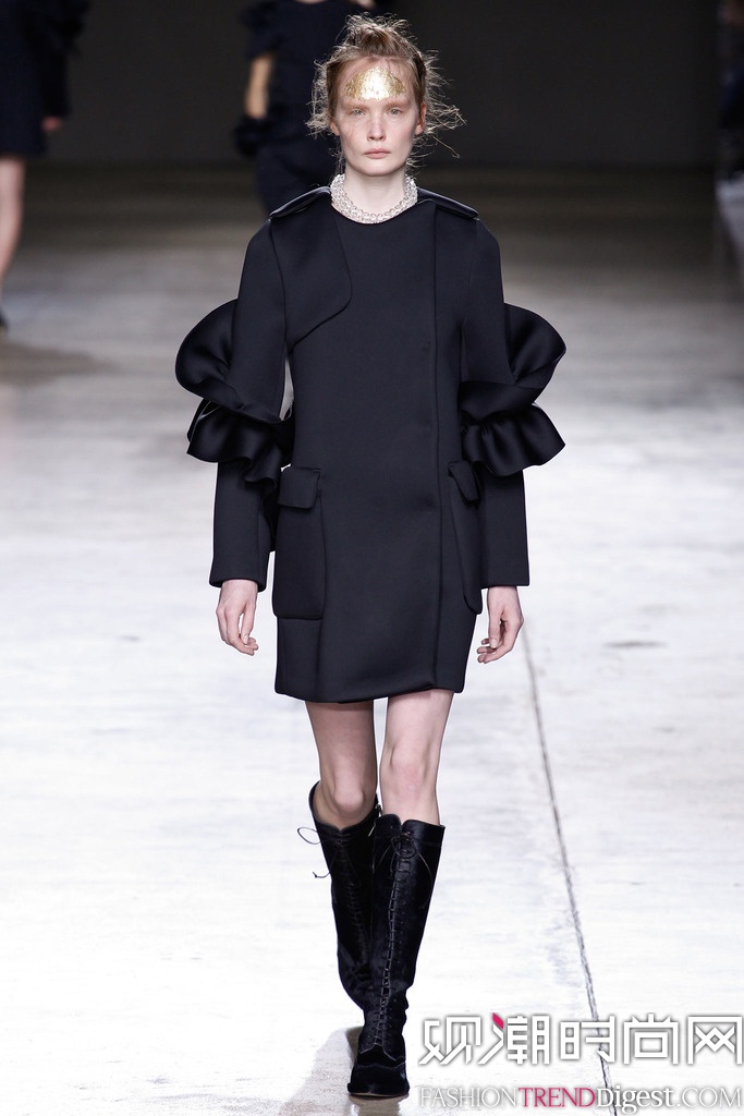 Simone Rocha 2014ﶬ׶ʱװŮװ㳡ͼƬ