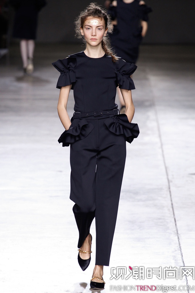 Simone Rocha 2014ﶬ׶ʱװŮװ㳡ͼƬ