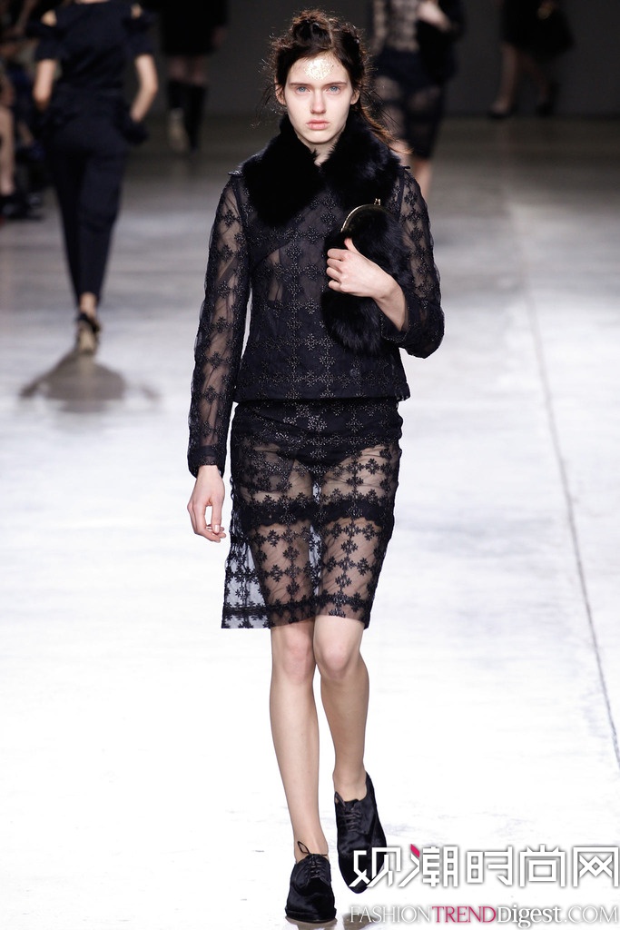 Simone Rocha 2014ﶬ׶ʱװŮװ㳡ͼƬ