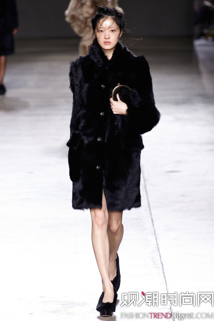 Simone Rocha 2014ﶬ׶ʱװŮװ㳡ͼƬ