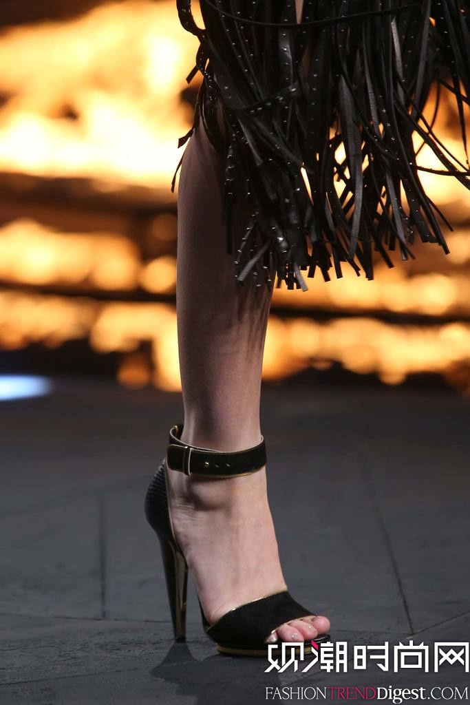 Roberto Cavalli 2014�ﶬ����ʱװ��Ůװ�㳡����ͼƬ