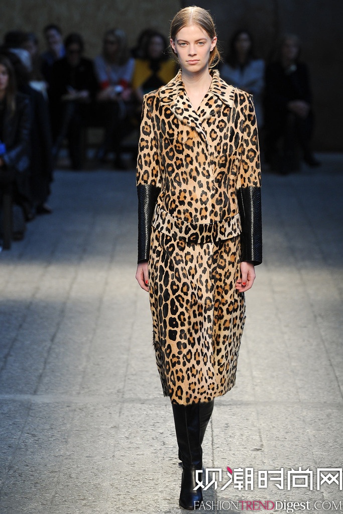 Sportmax  2014ﶬmrbŮbDƬ