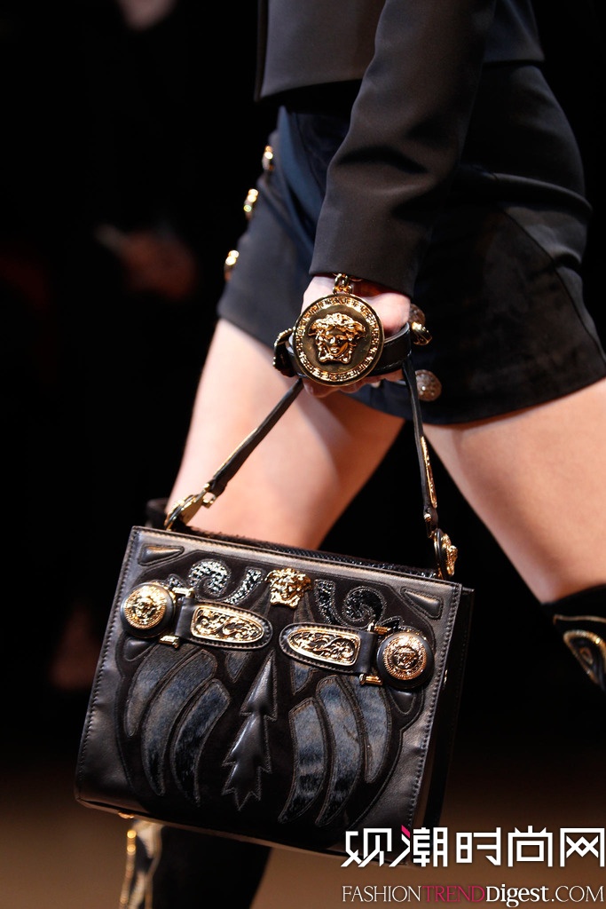 Versace 2014ﶬmr(sh)bŮb(chng)DƬ