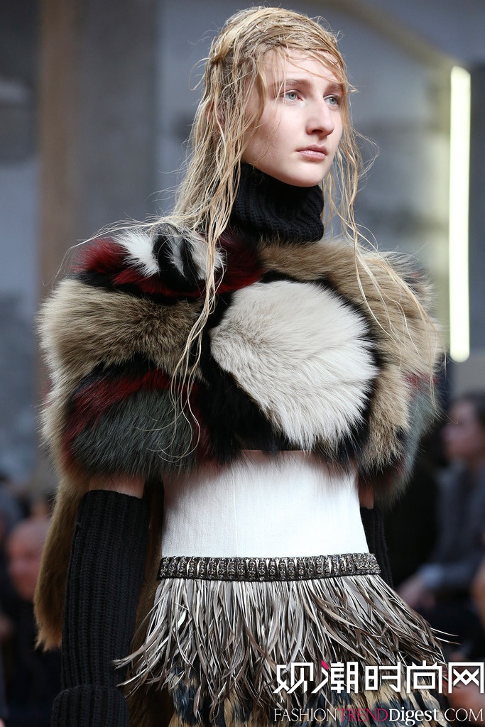 Marni 2014�ﶬ����ʱװ��Ůװ�㳡����ͼƬ