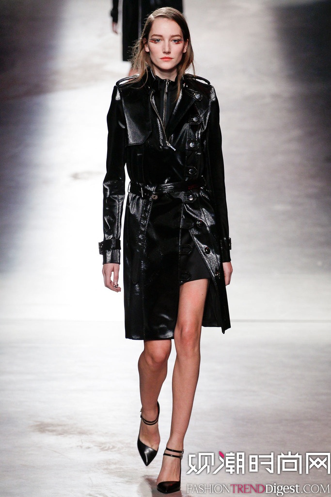 Anthony Vaccarello  2014ﶬʱװŮװ㳡ͼƬ