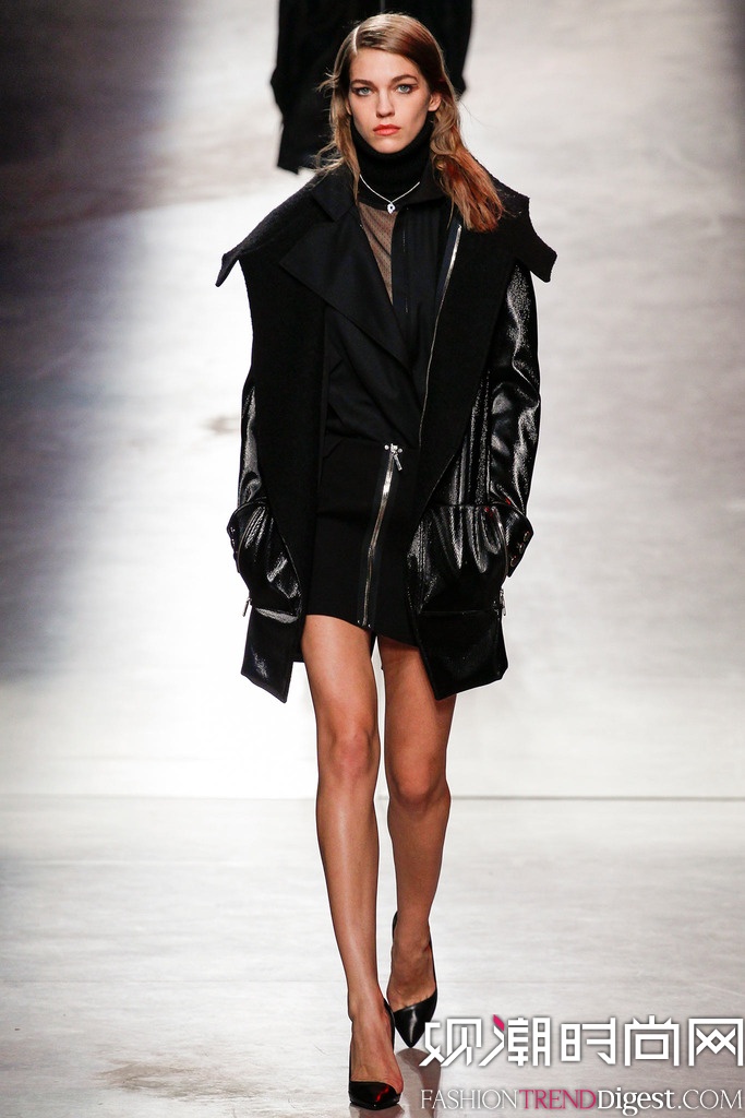 Anthony Vaccarello  2014ﶬʱװŮװ㳡ͼƬ