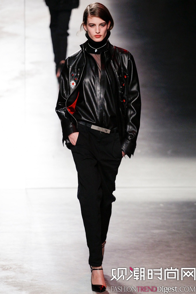 Anthony Vaccarello  2014ﶬʱװŮװ㳡ͼƬ