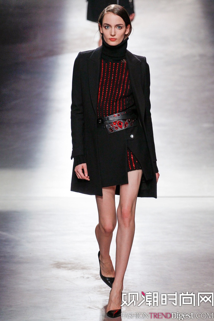 Anthony Vaccarello  2014ﶬʱװŮװ㳡ͼƬ