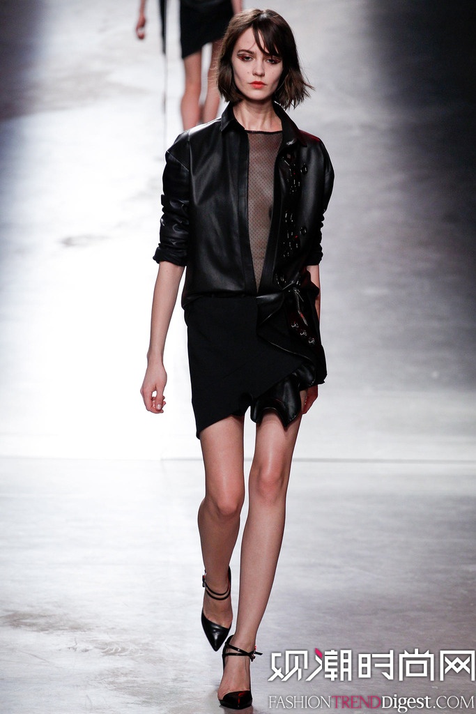 Anthony Vaccarello  2014ﶬʱװŮװ㳡ͼƬ