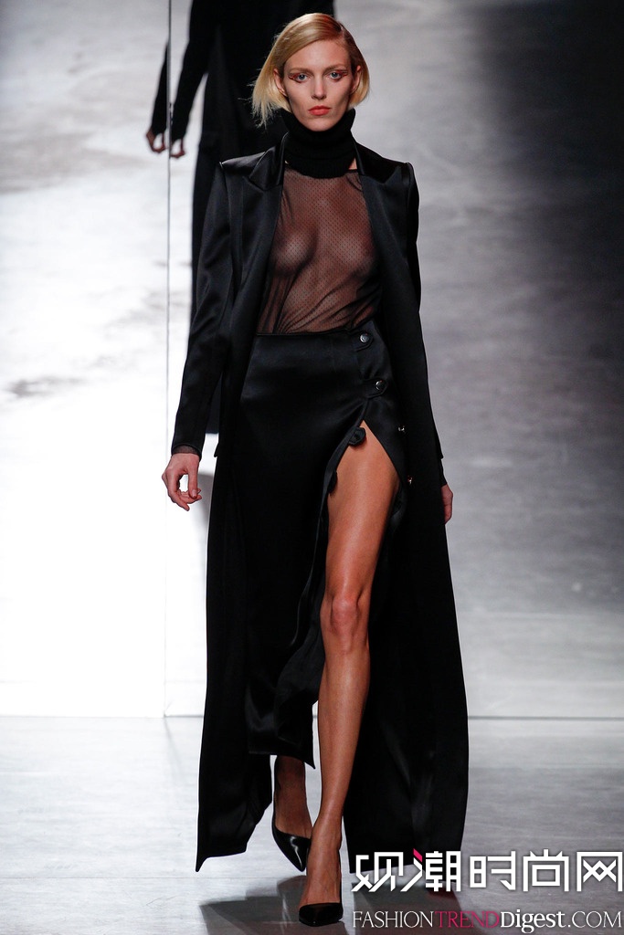 Anthony Vaccarello  2014ﶬʱװŮװ㳡ͼƬ