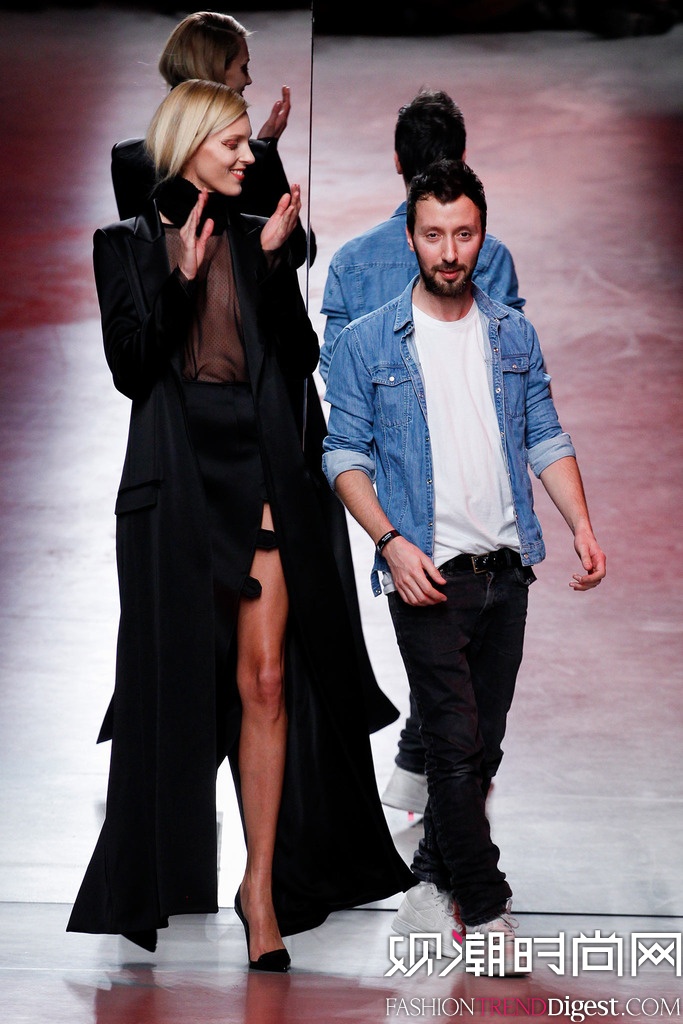 Anthony Vaccarello  2014ﶬʱװŮװ㳡ͼƬ