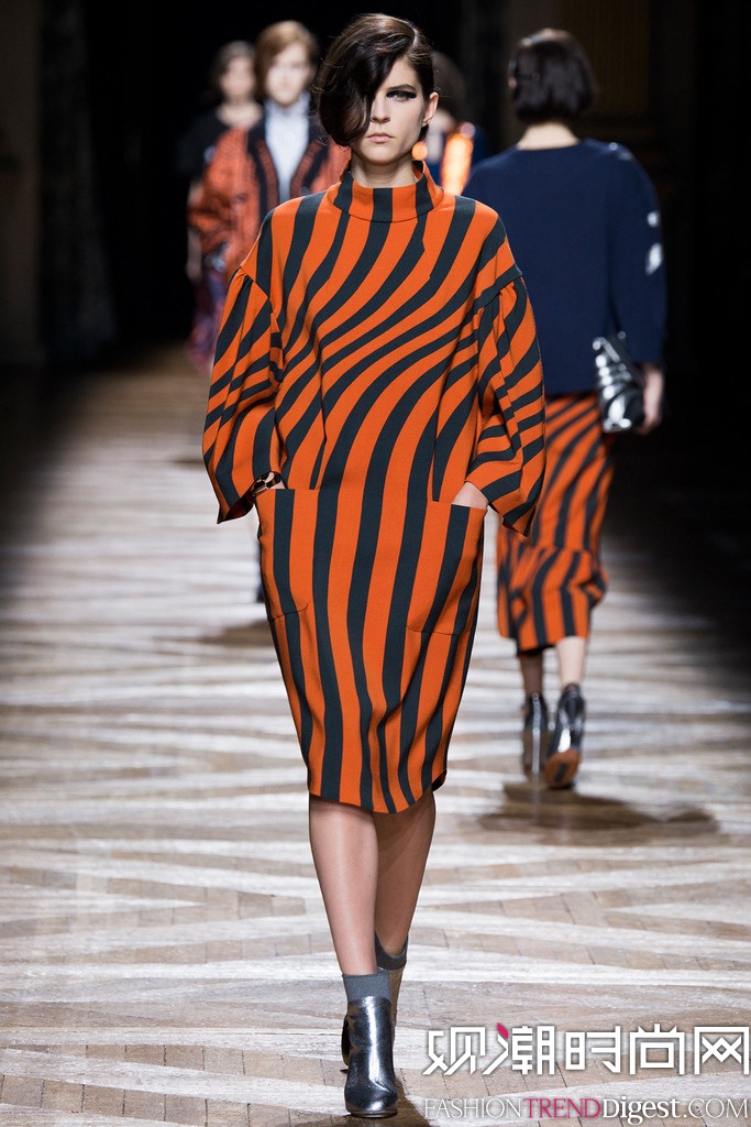 Dries Van Noten  2014ﶬ׶ʱװŮװ㳡ͼƬ