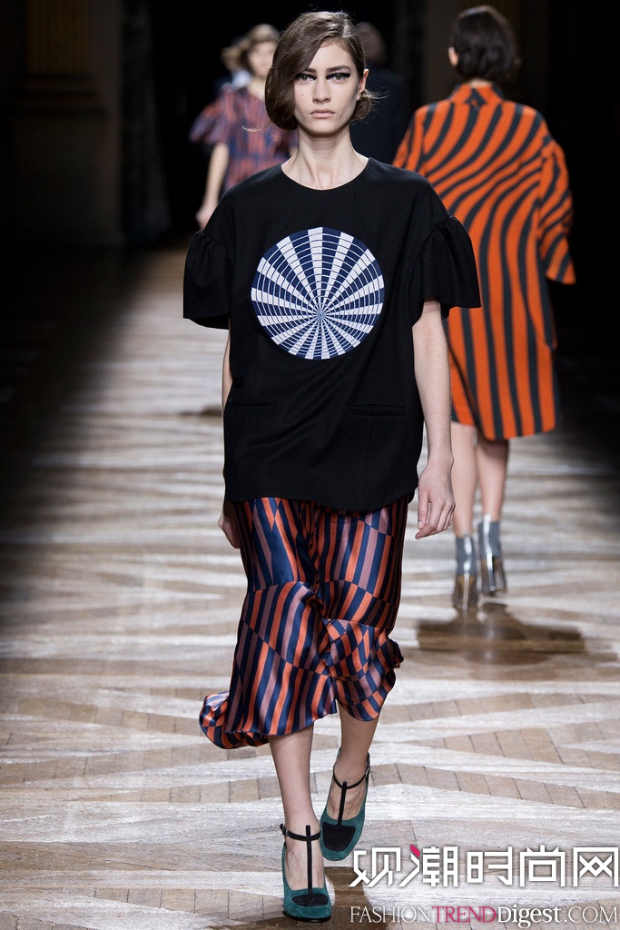 Dries Van Noten  2014ﶬ׶ʱװŮװ㳡ͼƬ