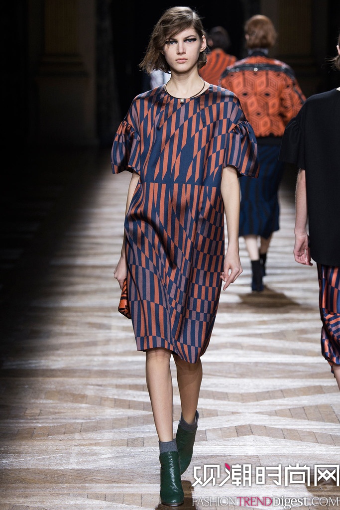 Dries Van Noten  2014ﶬ׶ʱװŮװ㳡ͼƬ