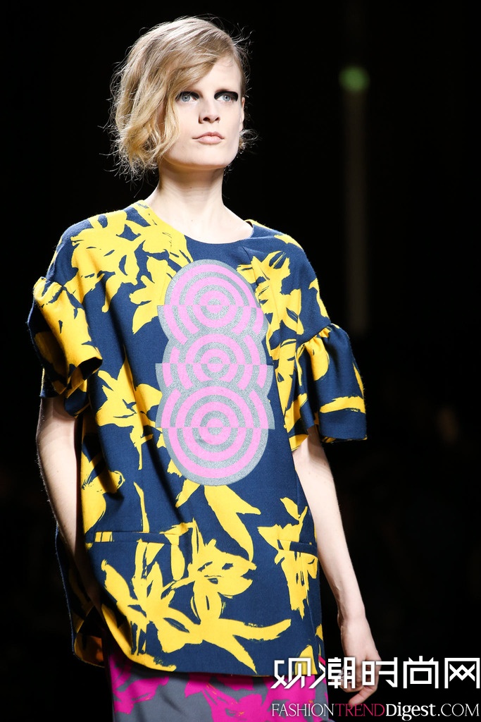 Dries Van Noten  2014�ﶬ�׶�ʱװ��Ůװ�㳡����ͼƬ