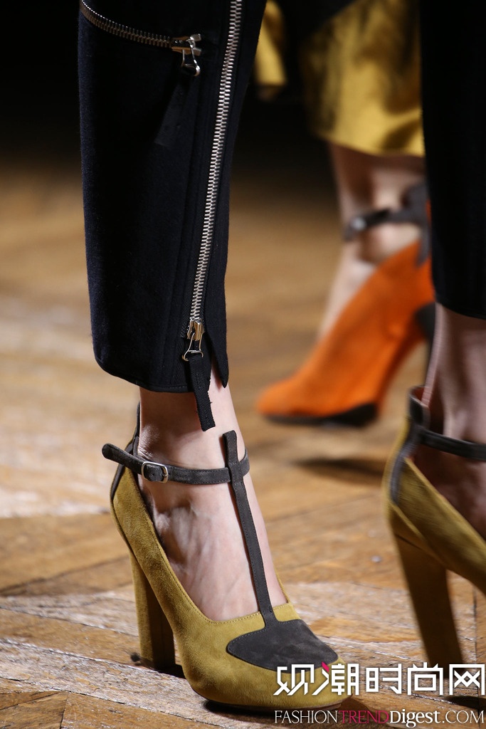 Dries Van Noten  2014�ﶬ�׶�ʱװ��Ůװ�㳡����ͼƬ