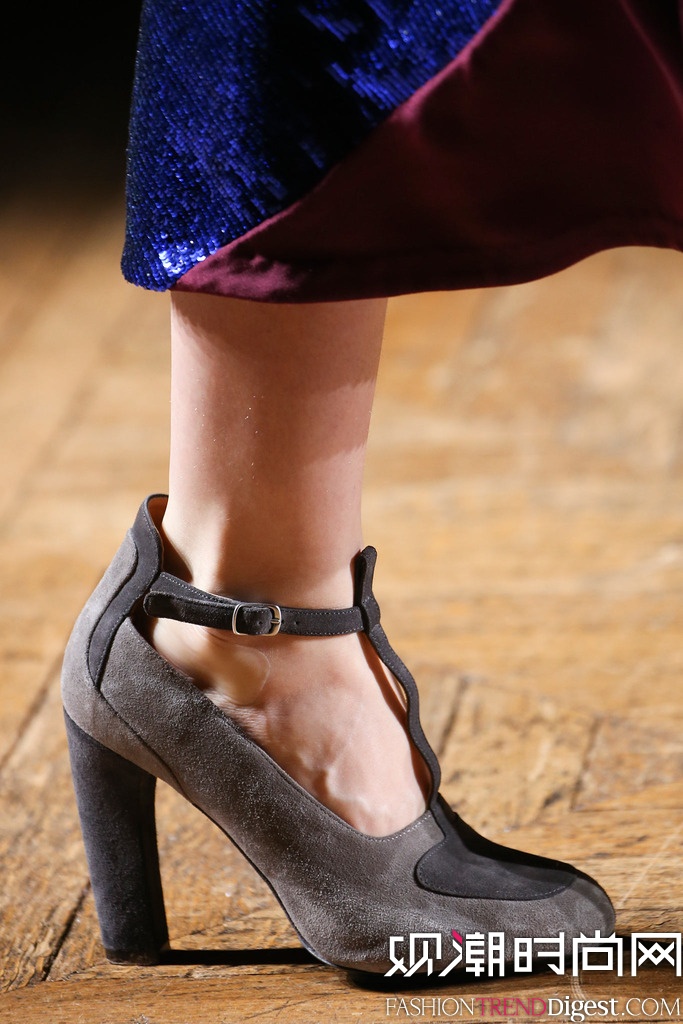 Dries Van Noten  2014�ﶬ�׶�ʱװ��Ůװ�㳡����ͼƬ