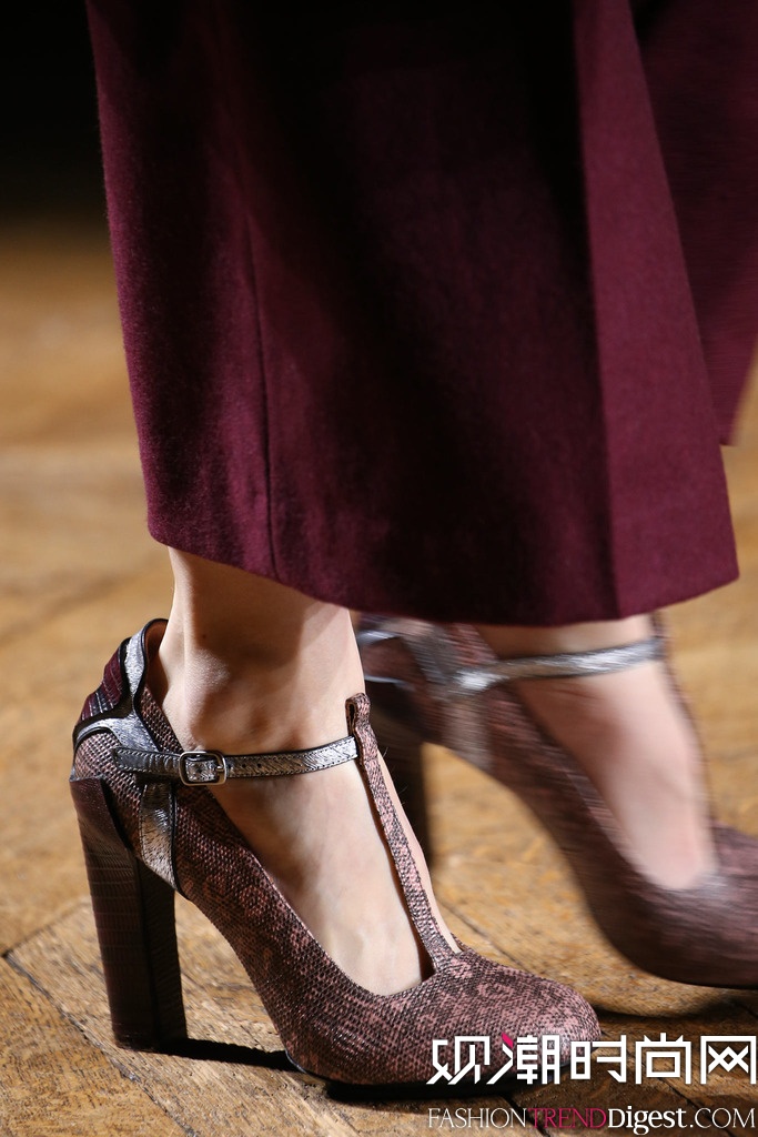 Dries Van Noten  2014�ﶬ�׶�ʱװ��Ůװ�㳡����ͼƬ