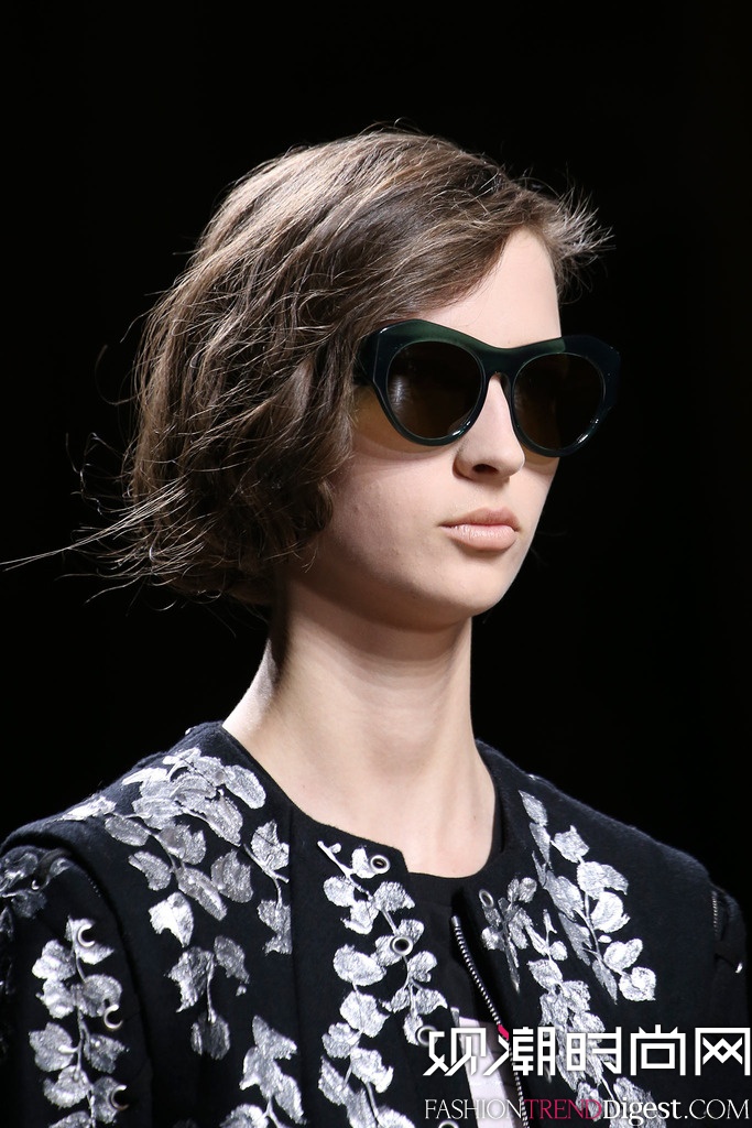 Dries Van Noten  2014�ﶬ�׶�ʱװ��Ůװ�㳡����ͼƬ