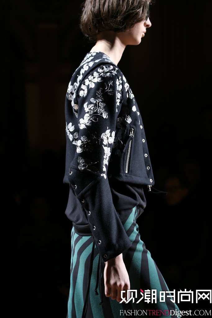 Dries Van Noten  2014�ﶬ�׶�ʱװ��Ůװ�㳡����ͼƬ