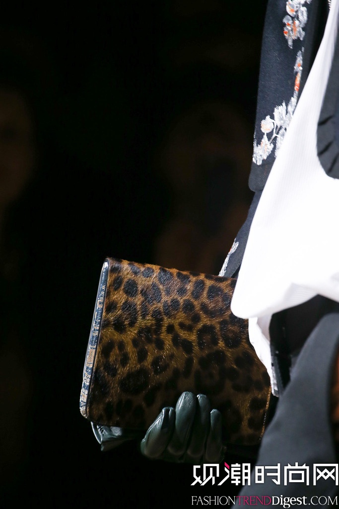Dries Van Noten  2014�ﶬ�׶�ʱװ��Ůװ�㳡����ͼƬ
