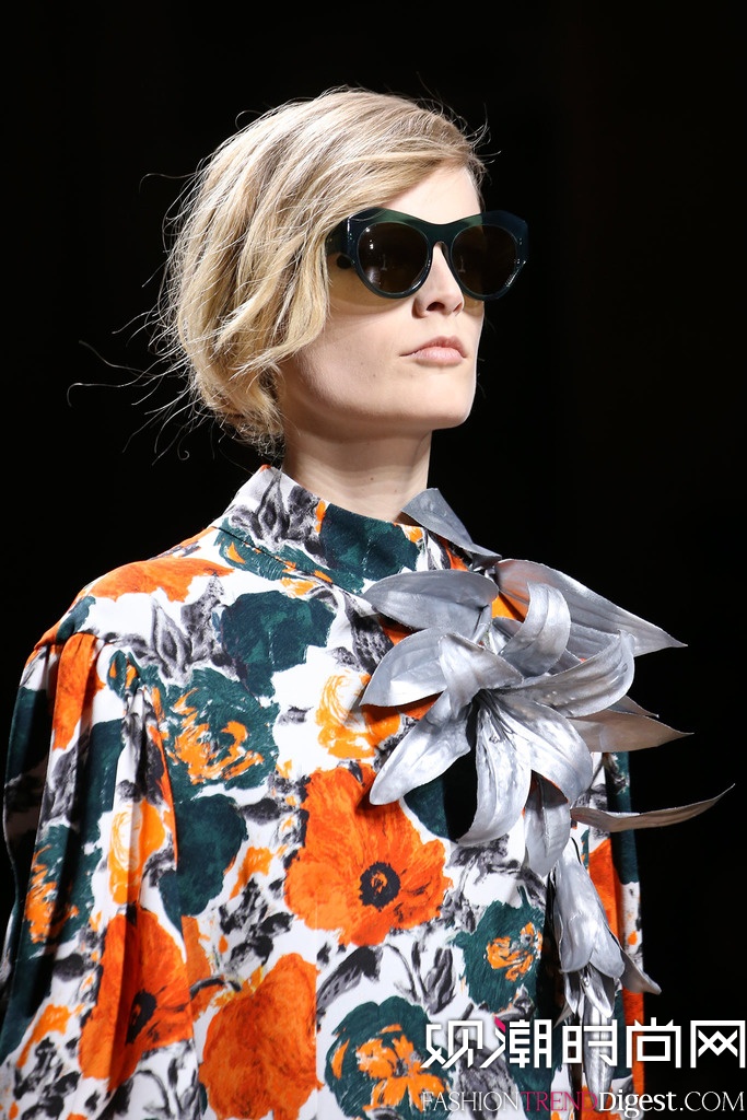 Dries Van Noten  2014�ﶬ�׶�ʱװ��Ůװ�㳡����ͼƬ