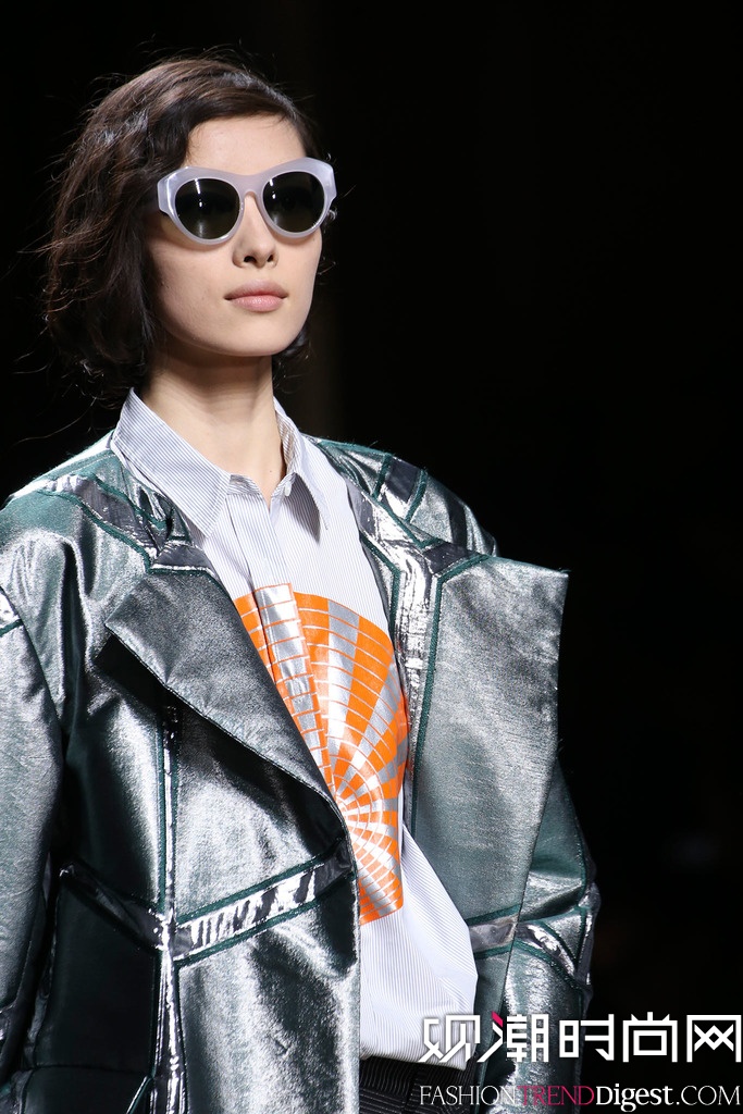 Dries Van Noten  2014�ﶬ�׶�ʱװ��Ůװ�㳡����ͼƬ