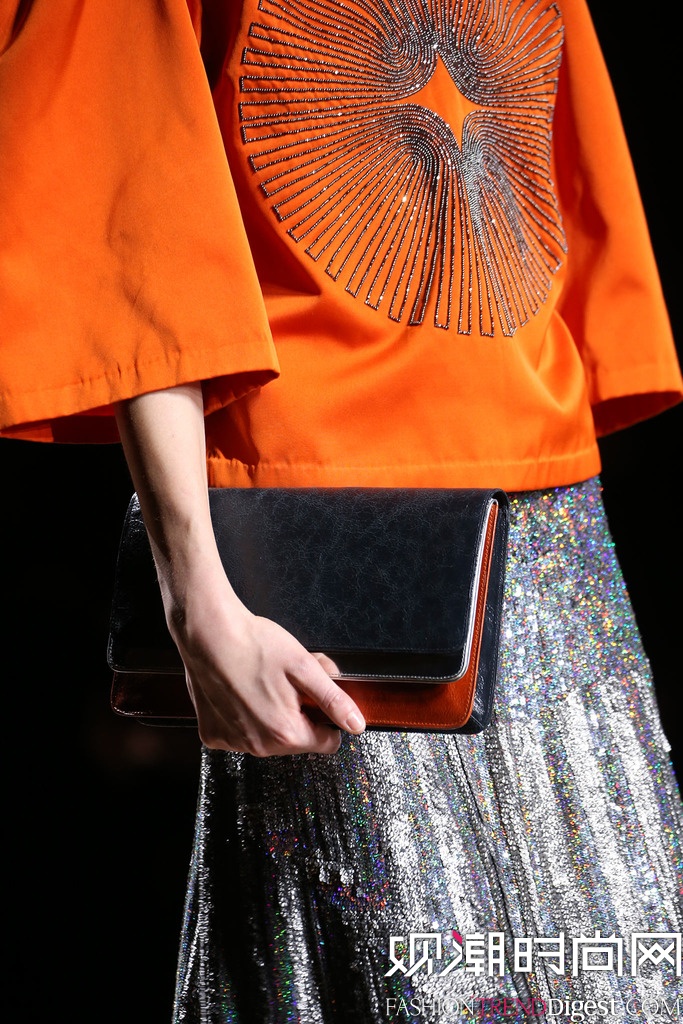 Dries Van Noten  2014�ﶬ�׶�ʱװ��Ůװ�㳡����ͼƬ