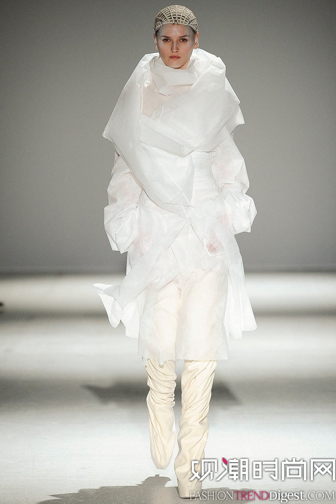 Gareth Pugh 2014ﶬʱװŮװ㳡ͼƬ