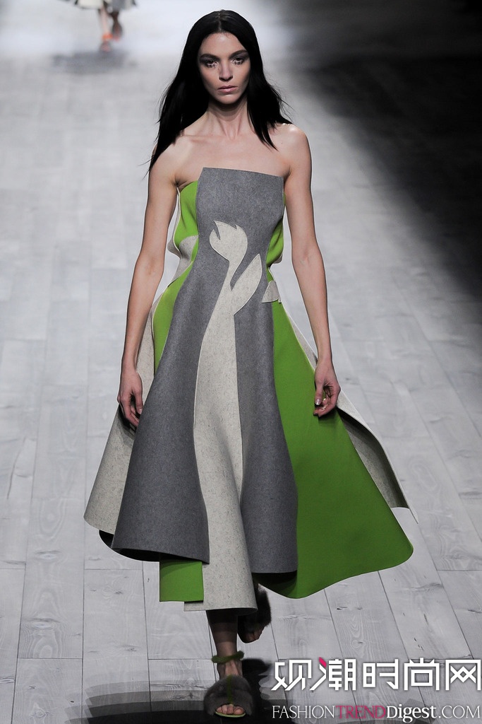 Vionnet  2014ﶬrbŮbDƬ