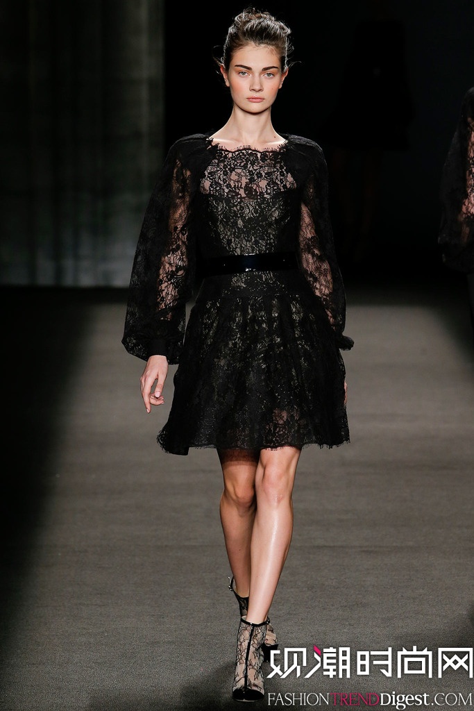 Monique Lhuillier 2014ﶬŦԼʱװŮװ㳡ͼƬ