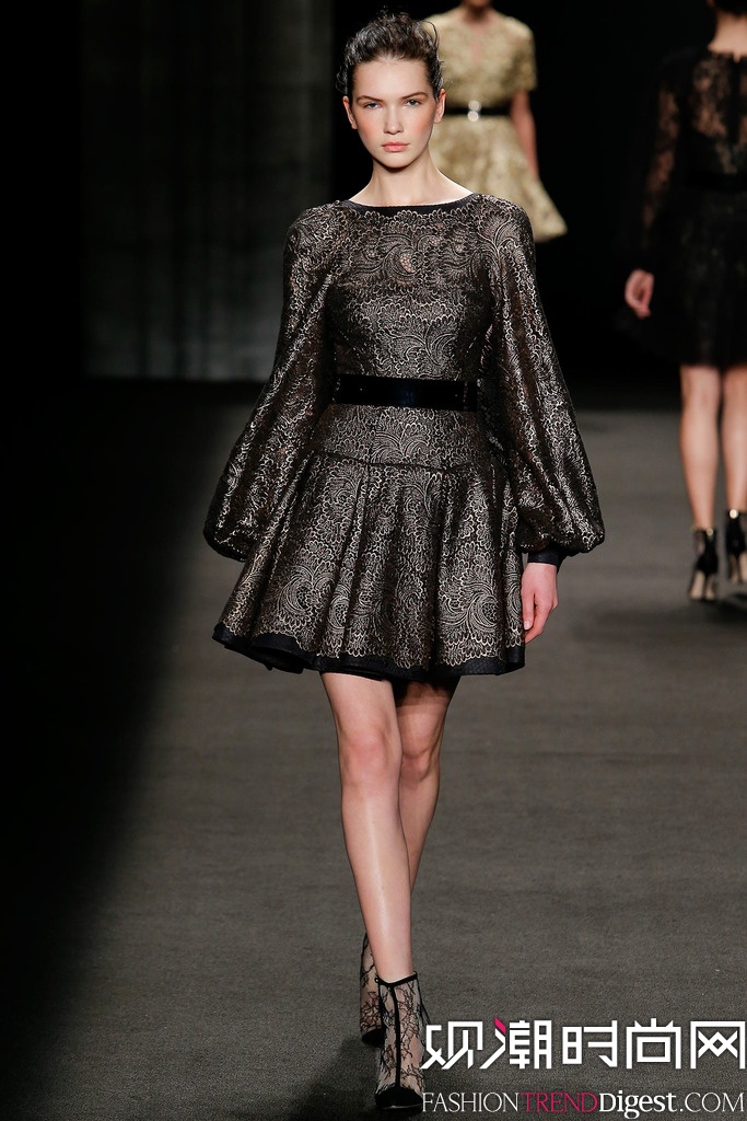 Monique Lhuillier 2014ﶬŦԼʱװŮװ㳡ͼƬ