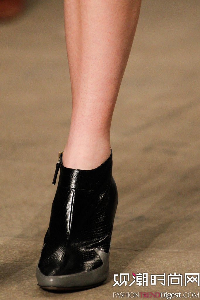 Derek Lam 2014ﶬ~sr(sh)bŮb(chng)DƬ
