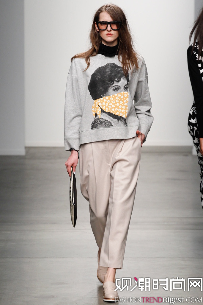 Karen Walker 2014ﶬŦԼʱװŮװ㳡ͼƬ