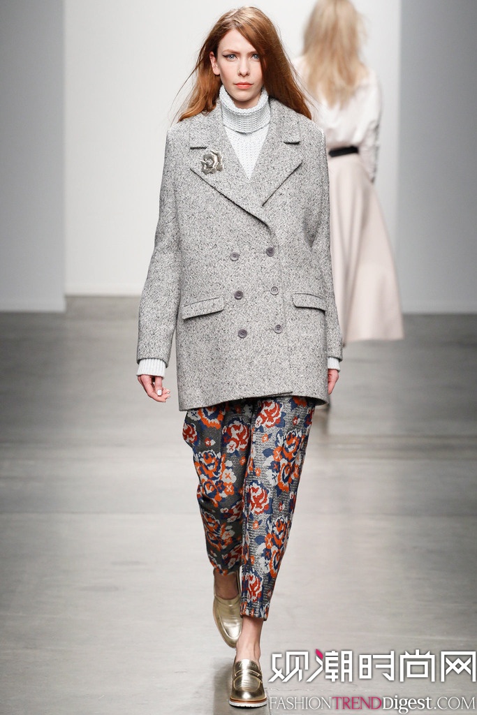 Karen Walker 2014ﶬŦԼʱװŮװ㳡ͼƬ